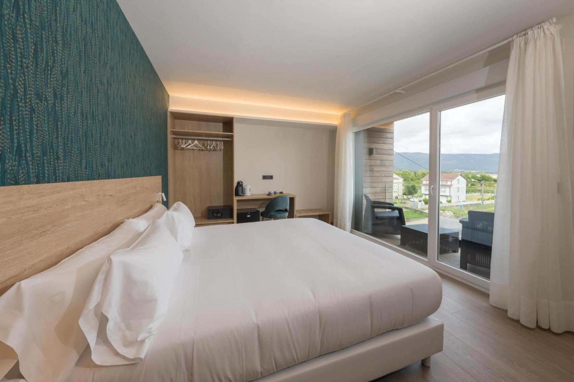 Hotel Spa Meiga Do Mar Caldebarcos Kültér fotó